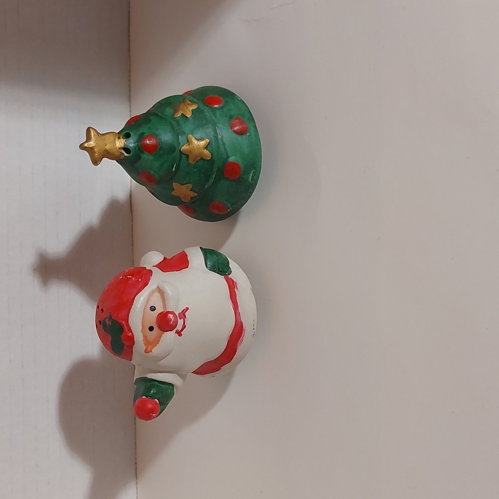 CERAMIC CHRISTMAS SALT & PEPPER SET